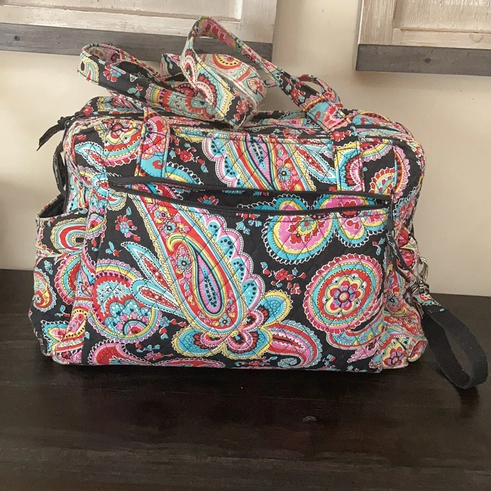 VERA BRADLEY Large quilted Baby BAG or whatever Bag